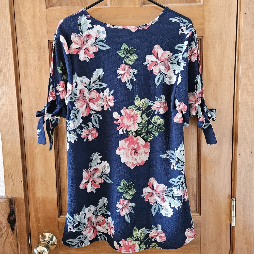 Lime n Chili Women's Floral Top